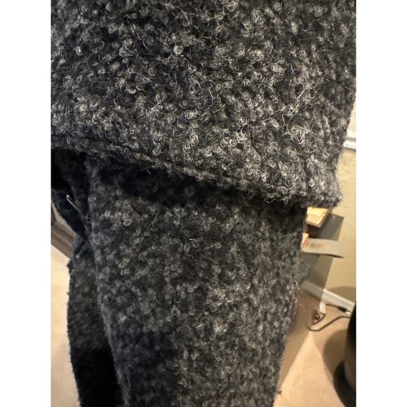 ⭐️ Women’s Steve Madden Wool Blend Black / Gray Professional Coat. Size XL - Picture 3 of 6